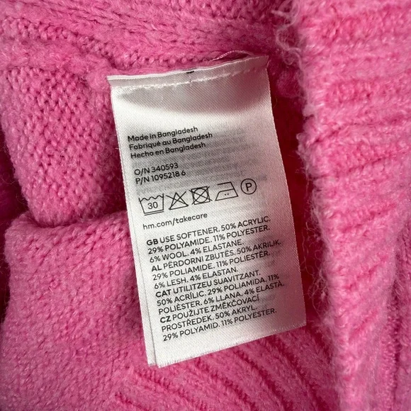 H&M Vibrant Pink Turtleneck Sweater - Picture 4 of 4